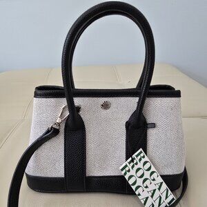 Brand New H Garden 23 tote bag with adjustable strap